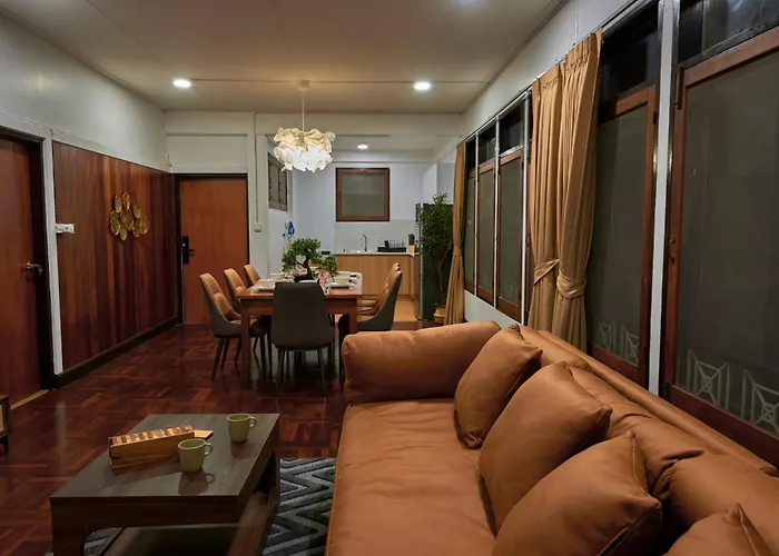 Arta House * بانكوك