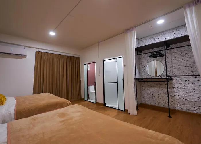 Arta House * بانكوك